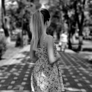 Meet your Posher, Lily garcia